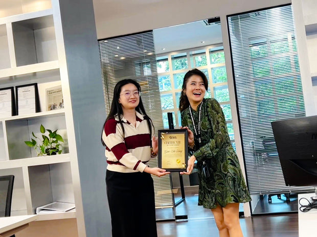 <h2>Awards, recognition & appreciation moments</h2>